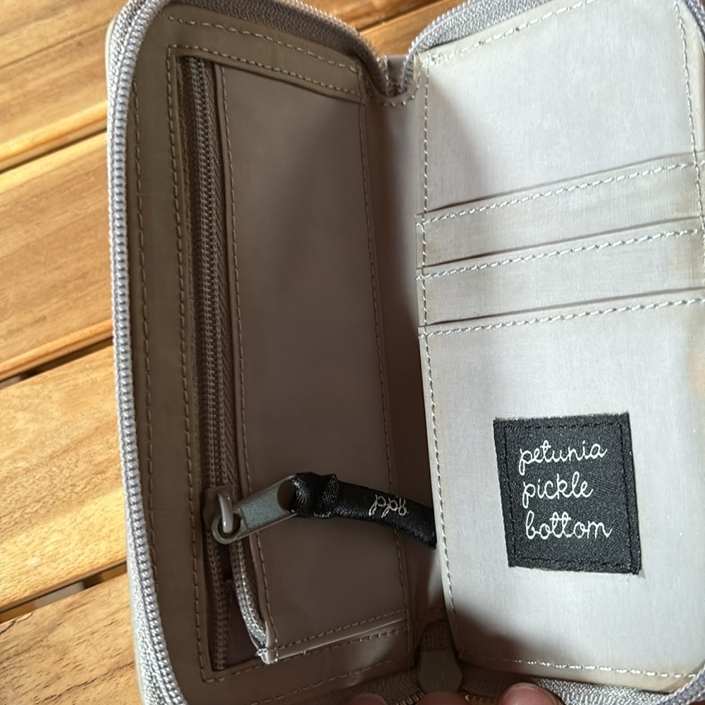 Petunia Pickle Bottom wristlet - Picture 2 of 3